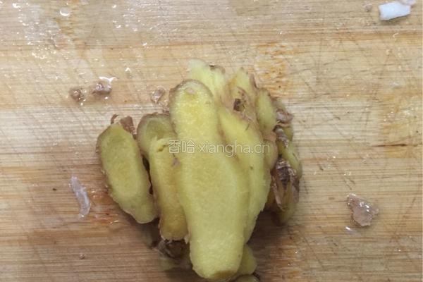 鸭肉炖土豆大白菜的做法图解2