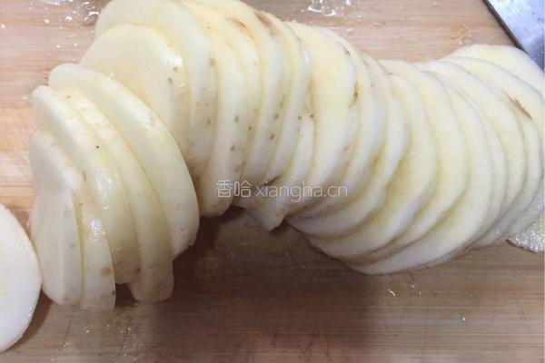 鸭肉炖土豆大白菜的做法图解4