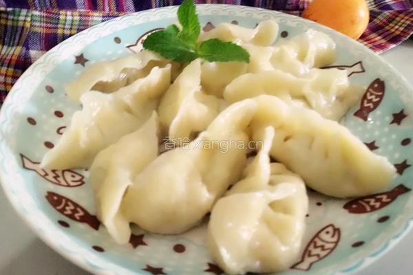 小葱芹菜肉饺子的做法图解1