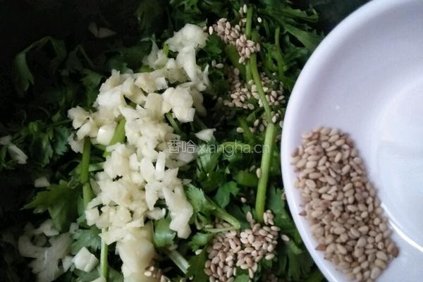 凉拌香菜的做法图解4