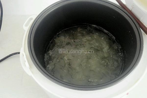 酸奶银耳羹的做法图解5