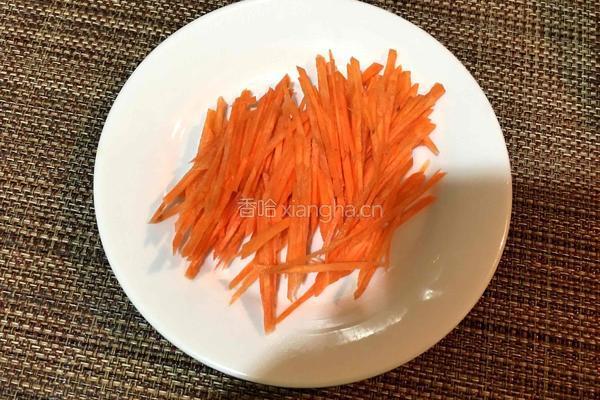 黑芝麻包菜丝的做法图解2