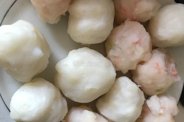 大虾鱼丸披萨的做法图解1
