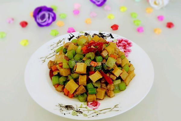 香干芹菜丁的做法图解8