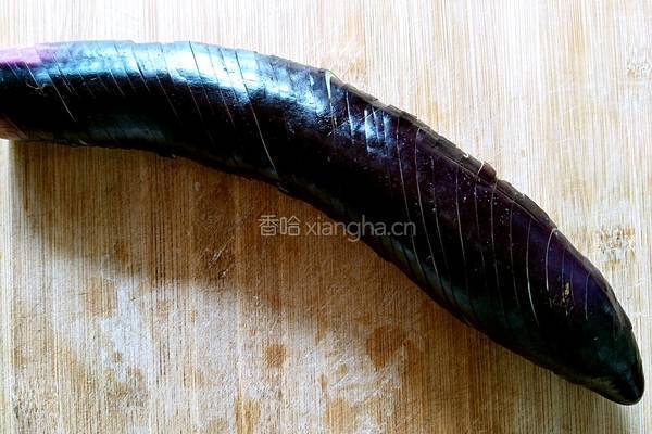 肉末蓑衣茄子的做法图解1