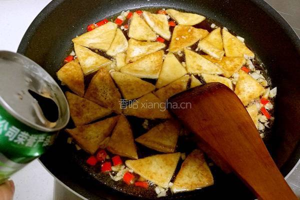 外酥里嫩的煎豆腐的做法图解10