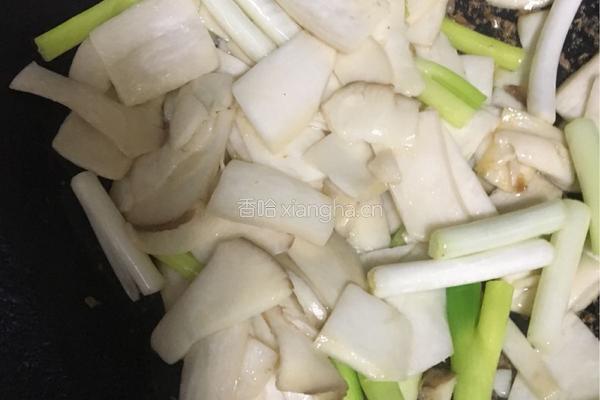 杏鲍菇炒肉的做法图解6