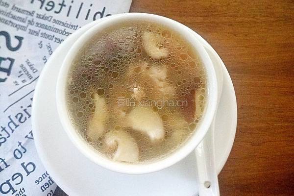 鲜冬菇番茄瘦肉汤的做法图解11