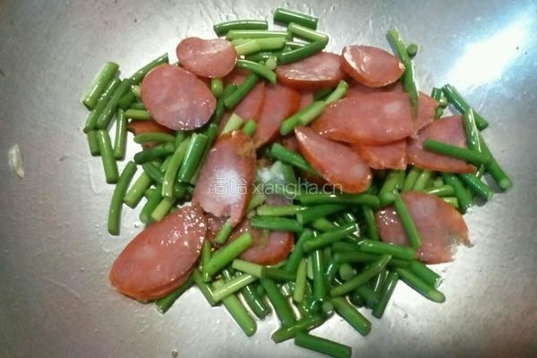 蒜苔炒火腿的做法图解5