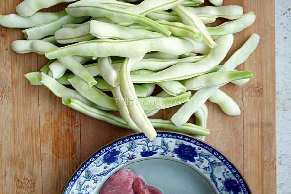 酱肉焖面的做法图解2