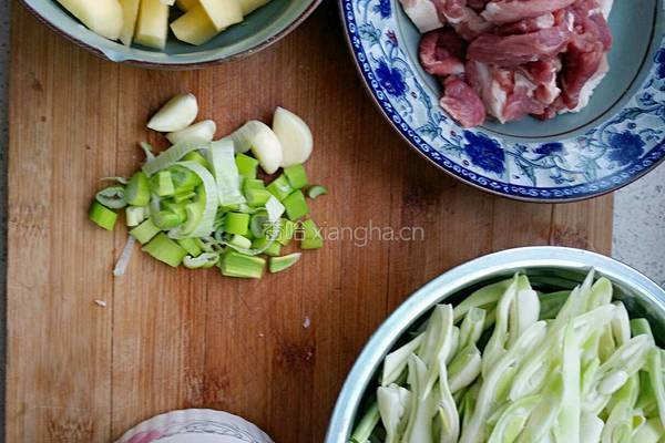 酱肉焖面的做法图解3