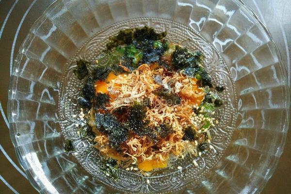 肉松海苔煎蛋的做法图解2