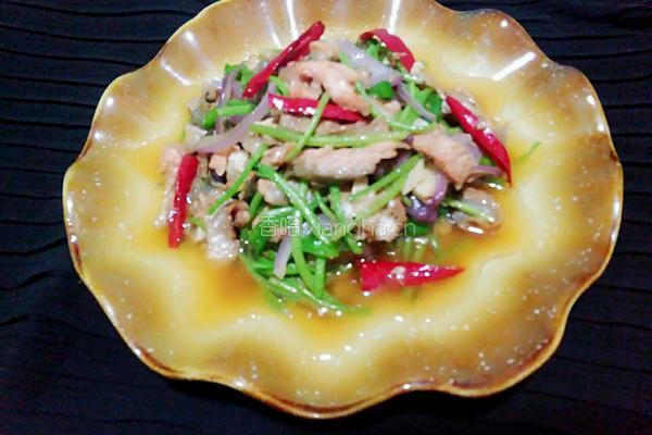 鱼皮菜梗子的做法图解9