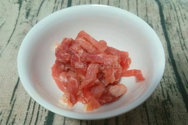 圆白菜炒肉的做法图解3