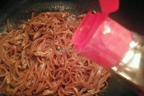疙瘩丝炒肉丝的做法图解13