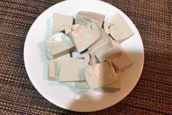 泥鳅豆腐汤的做法图解2