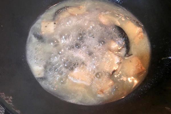 泥鳅豆腐汤的做法图解8