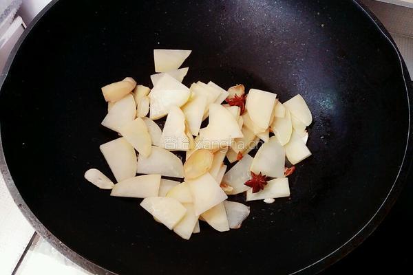 冻豆腐炒土豆片的做法图解5