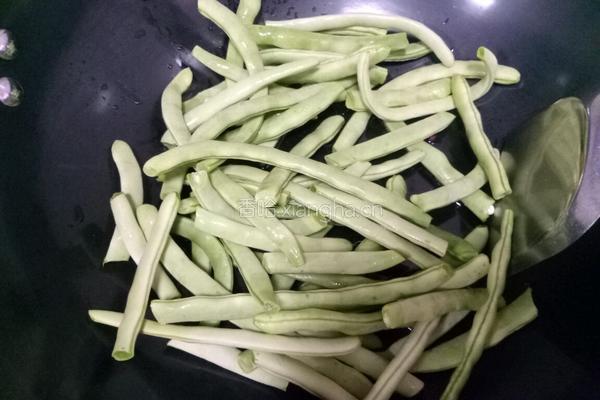 干煸四季豆的做法图解5