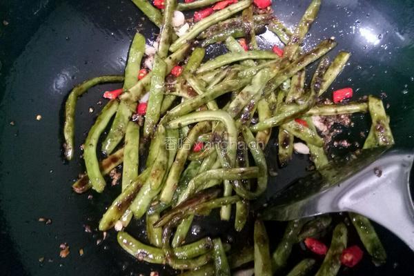 干煸四季豆的做法图解10