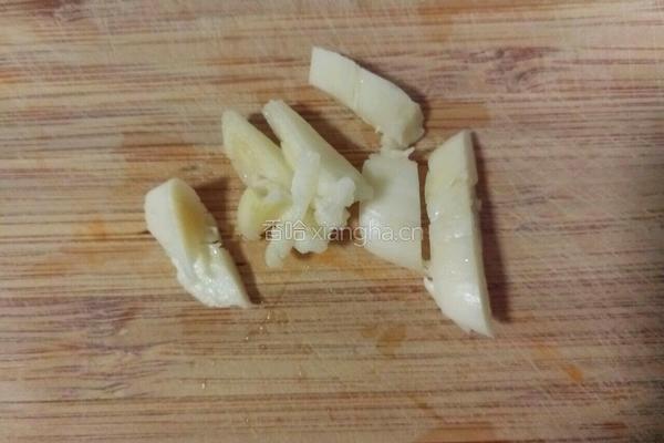 清炒莴笋叶的做法图解2