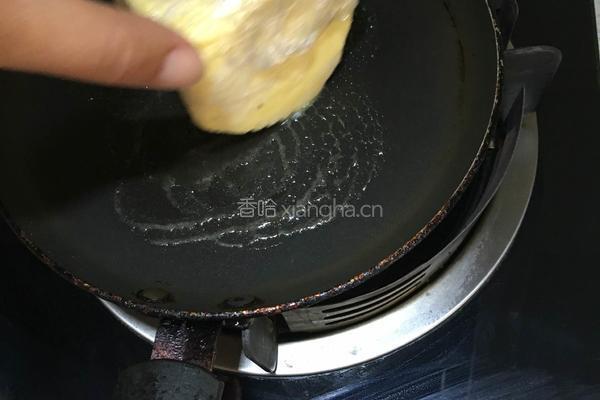 糖醋荷包蛋的做法图解2