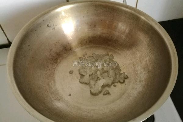 红烧鸡爪五花肉的做法图解4