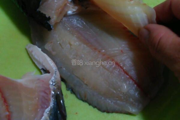椒盐鱼的做法图解2