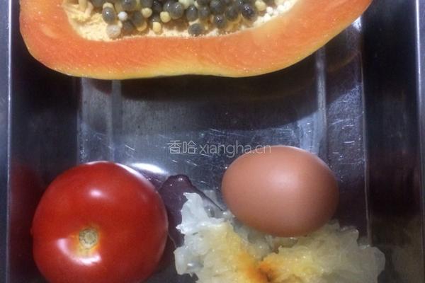 木瓜银耳番茄鸡蛋羹的做法图解1