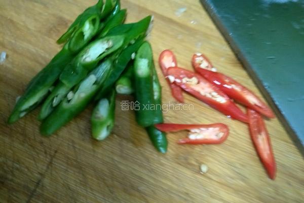 青椒土豆的做法图解2