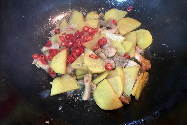 土豆片炒肉的做法图解7