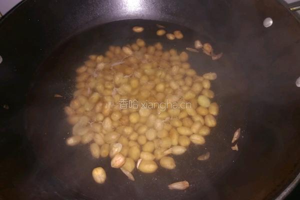 炝拌花生米的做法图解4