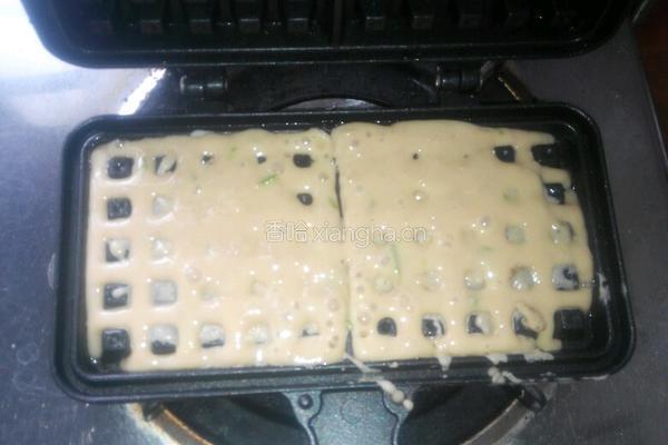 煤气灶版比利时松饼的做法图解3