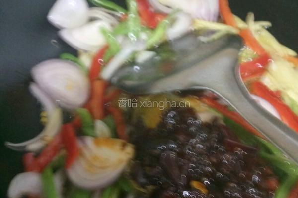 香辣鱿鱼虾锅底的做法图解9