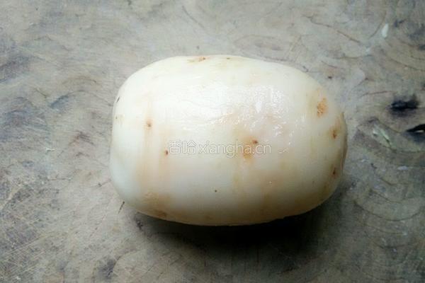 香辣土豆片的做法图解1