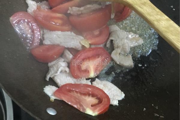 西兰花番茄炒肉的做法图解11