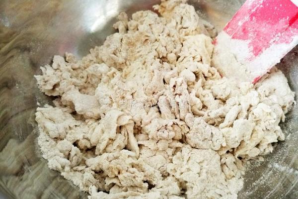 黑麦葡萄干硬欧的做法图解2