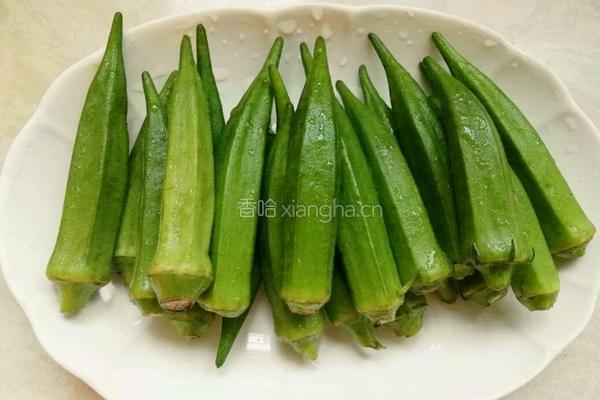 白灼秋葵的做法图解1