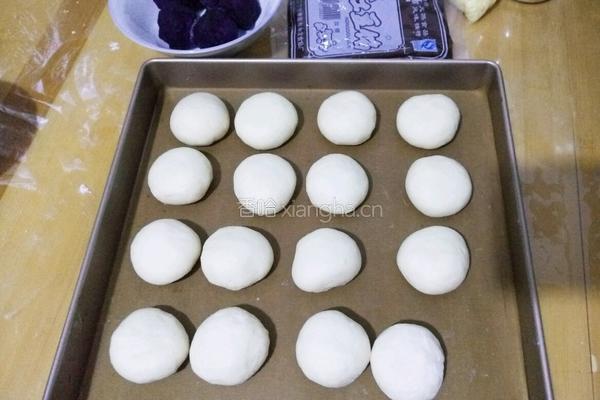 淡奶油夹心小餐包的做法图解6