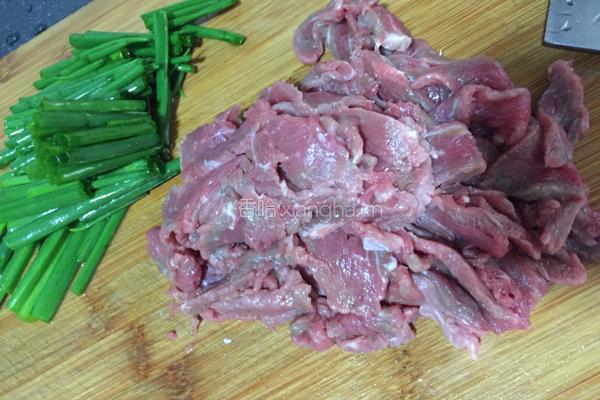 葱爆牛肉的做法图解2