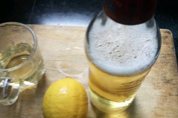 柠檬啤酒的做法图解3