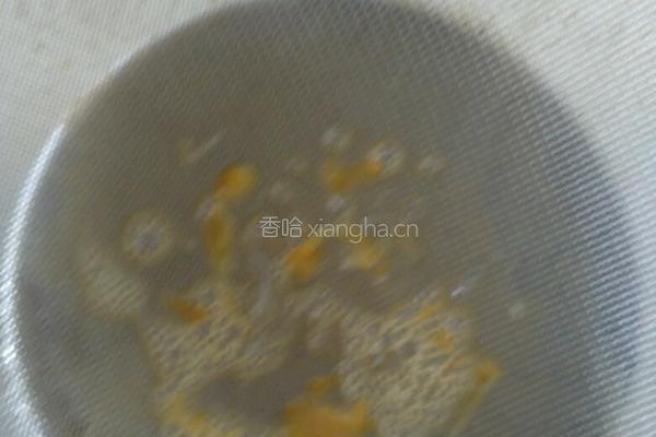 樱桃蒸蛋的做法图解2
