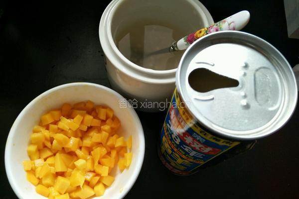 芒果椰奶西米露的做法图解4