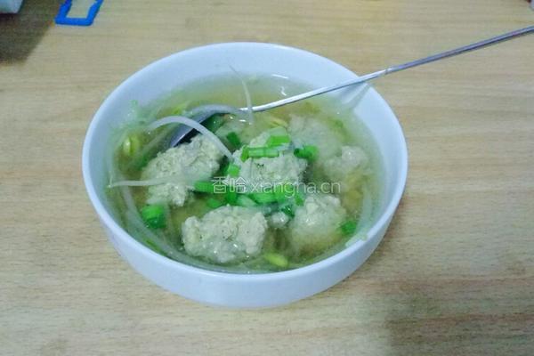 肉丸豆芽汤
