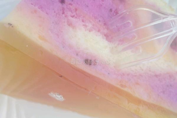 火龙果芒果慕斯蛋糕的做法图解9