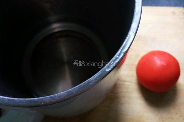 西红柿汁的做法图解1
