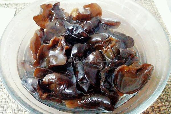 酒酿肉圆的做法图解1