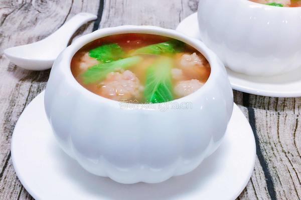 西红柿肉丸汤的做法图解2