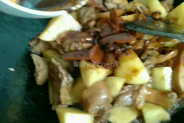 土豆焖鸭的做法图解5