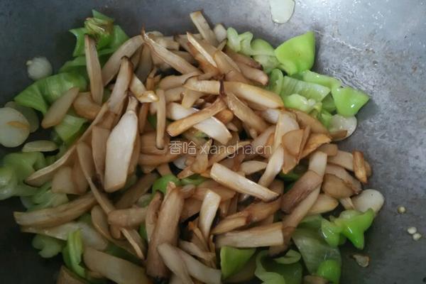青椒杏鲍菇的做法图解8
